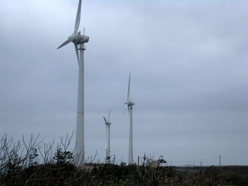 Eoliennes en mer : l’UE conteste la politique taïwanaise encourageant la production locale