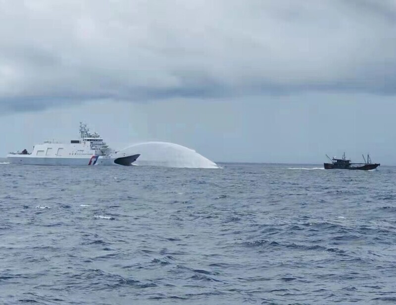 Un pêcheur philippin blessé lors d'une collision entre des bateaux de pêche chinois et taïwanais