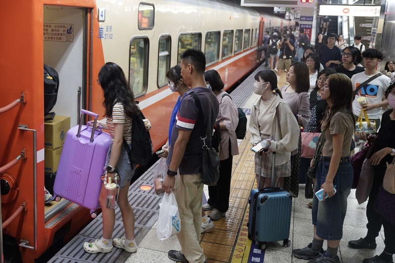 Pour la fête de la mi-automne, le trafic ferroviaire et routier à la hausse