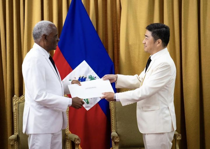 Le nouvel ambassadeur taïwanais en Haïti présente ses lettres de créance