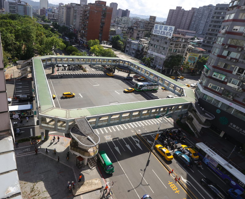 A Taipei, des habitants se mobilisent pour sauver une passerelle piétonne, et un morceau d'histoire de la capitale