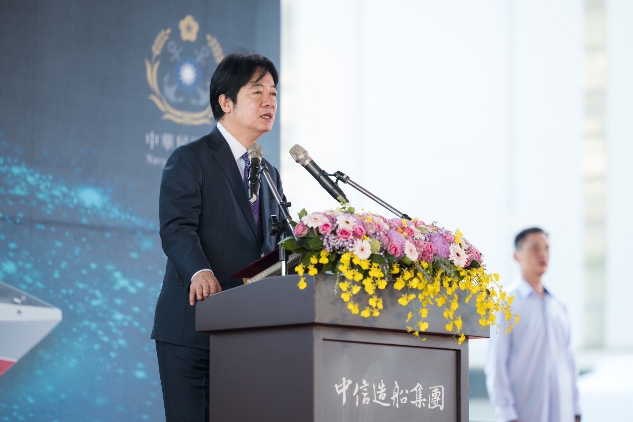 Le président présent à la pose de la quille d’une frégate légère de construction taiwanaise