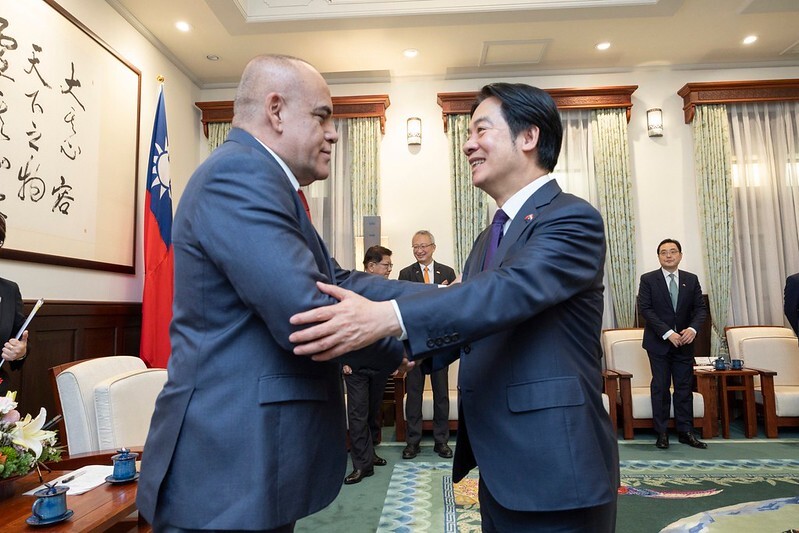 La délégation sénatoriale paraguayenne reçue par le président Lai Ching-te