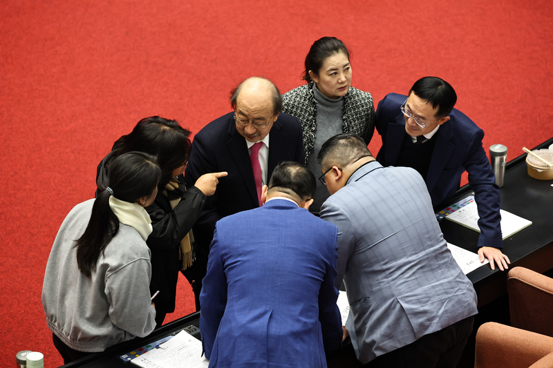 Le DPP réclame une réélection du président du Parlement