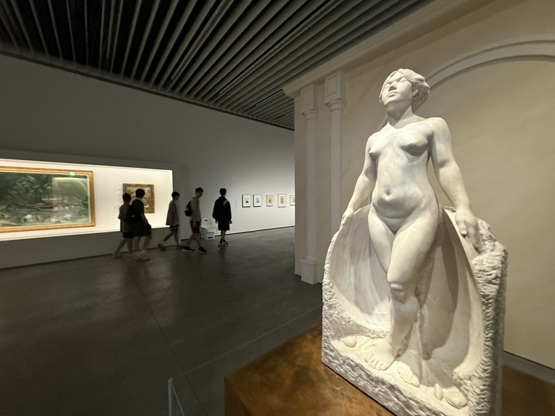 La sculpture Nectar, de Huang Tu-shui, à l'ouverture du musée national d'art de Tainan (photo CNA)