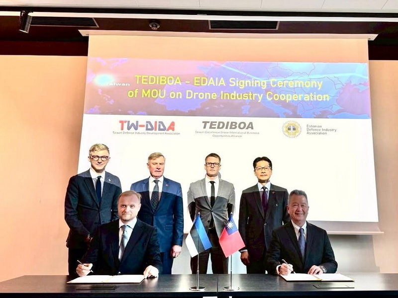 Taïwan et l'Estonie signent deux protocoles d'entente pour coopérer dans les domaines de la défense et de l'aérospatiale