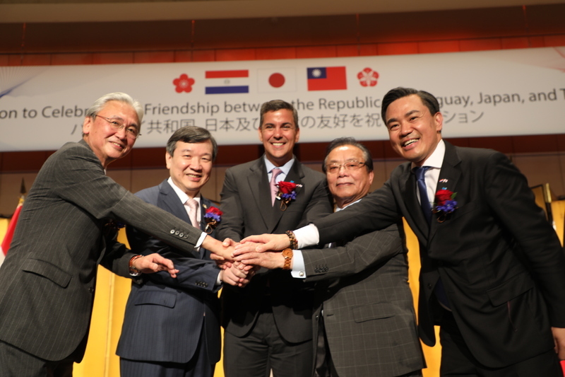 En visite au Japon, le Président du Paraguay évoque la difficulté de maintenir des relations diplomatiques avec Taïwan