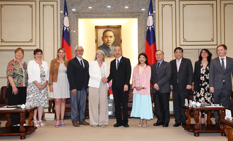 La délégation parlementaire française en visite à Taïwan s’entretient avec le président de la MAC et celui du Yuan Législatif